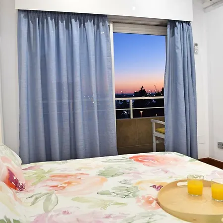 Luxury Reding Solo Familias Apartmán *